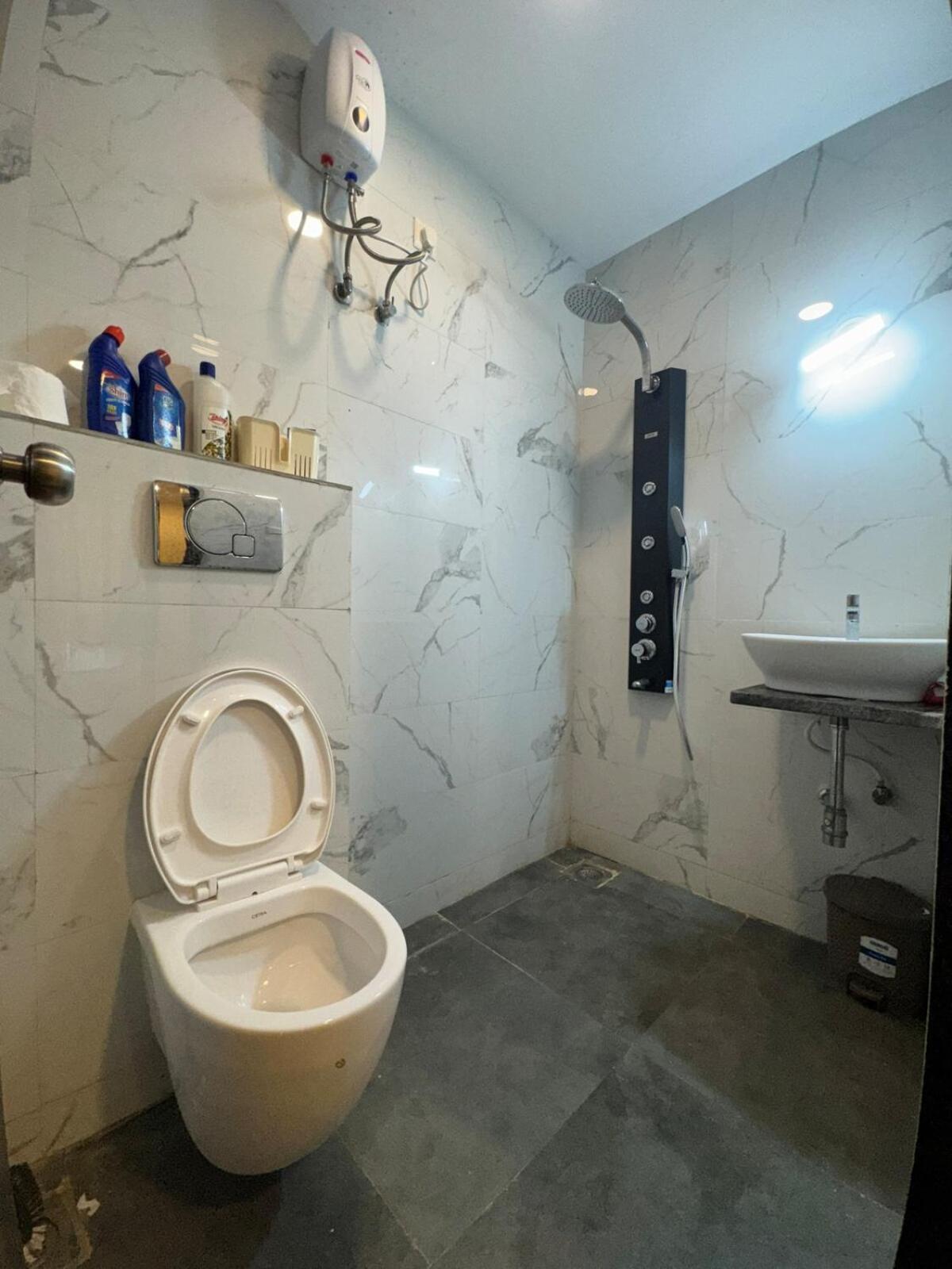 Pixiestays Smart Tv, Ac, Wifi 602, 1bhk Andheri * Bombaj